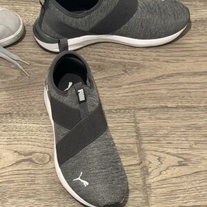 Puma Women’s Gray and Black Slip-On Athletic Sneakers